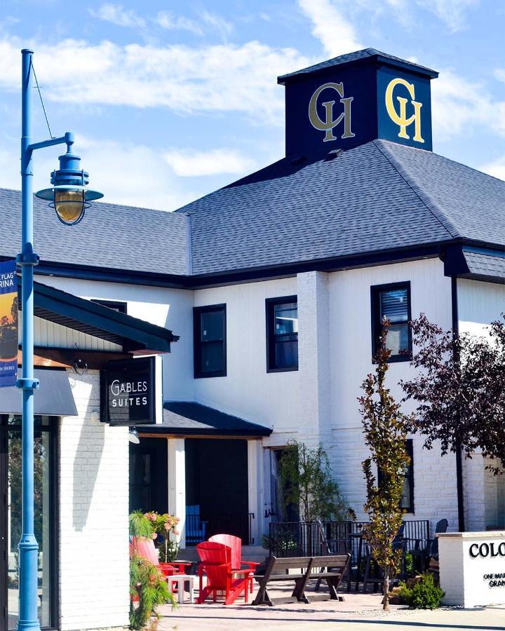 Colonial Hotel & Suites Grand Bend Exteriör bild